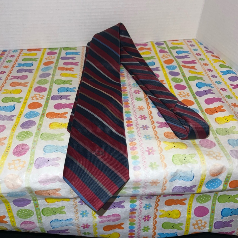 VINTAGE Oscar de la Renta NeckTie